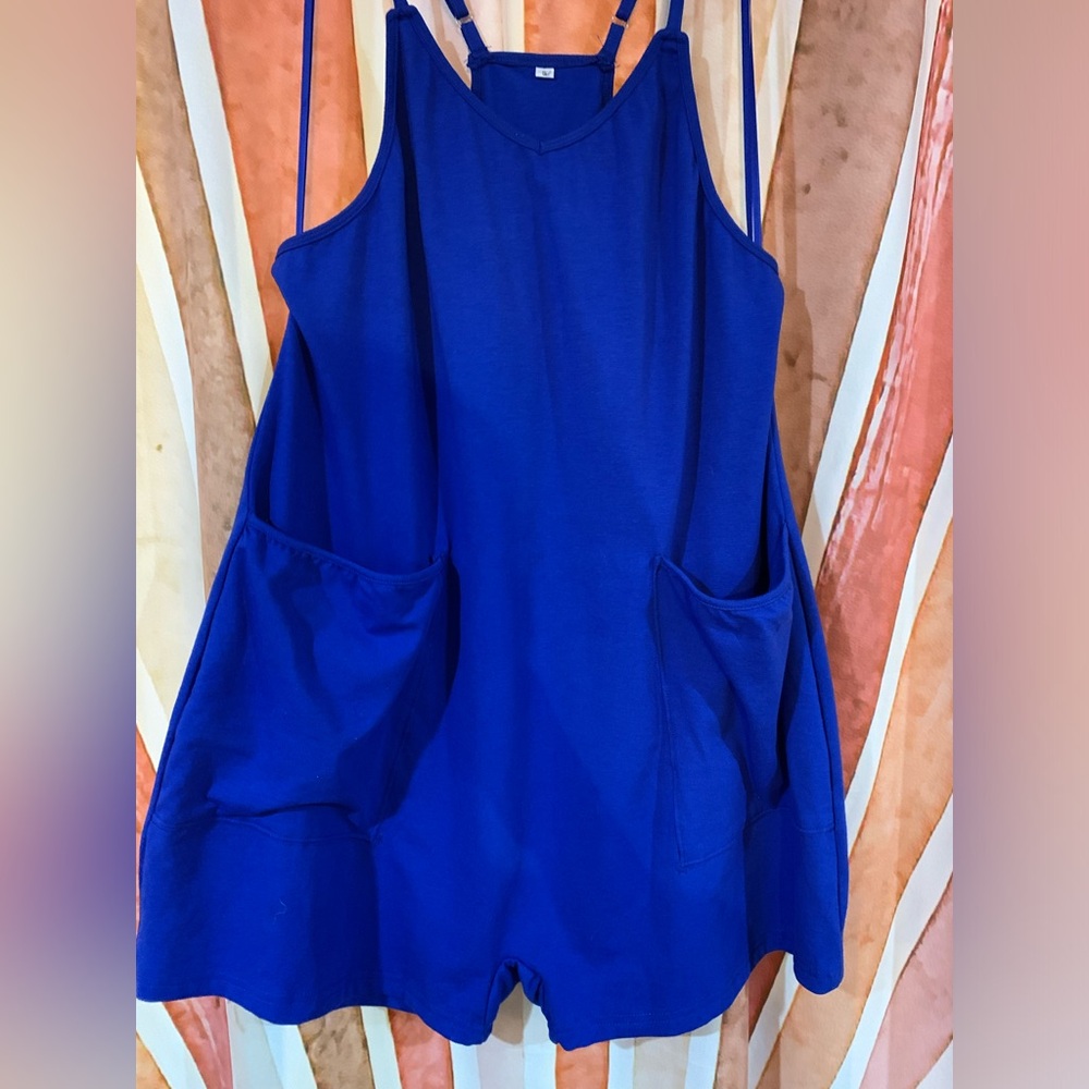 Royal blue jumper. Size small